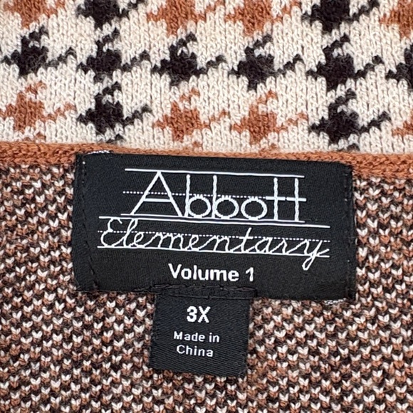 Abbott Elementary Plaid Double-Breasted Women's Jacket NWT - Picture 3 of 10